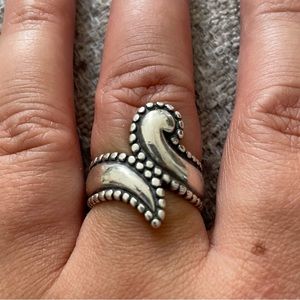 James Avery retired beaded bypass ring